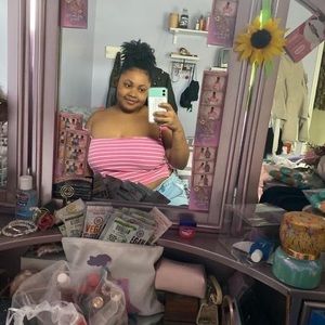 Meet your Posher, Bria